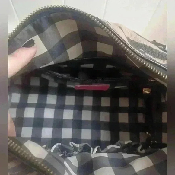 Betsey Johnson Large Beige Tiger Print Satchel Bag - Picture 12 of 13